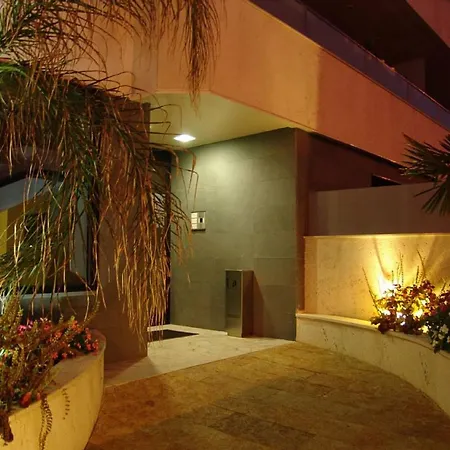 Comfortable Quiet Apartment On Second Floor Lloret de Mar