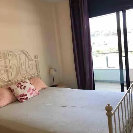 Comfortable Quiet Apartment On Second Floor Lloret de Mar